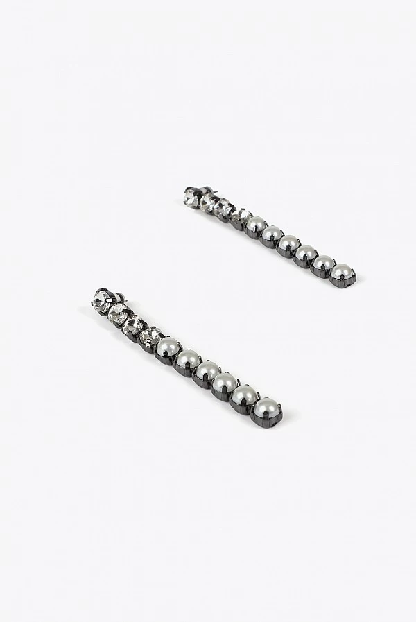 Pendientes largos elegantes con cristales y perlas Lola Casademunt