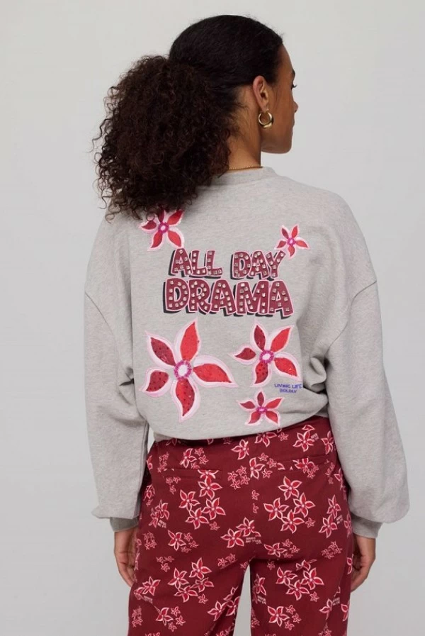 sudadera all day drama harper and yve