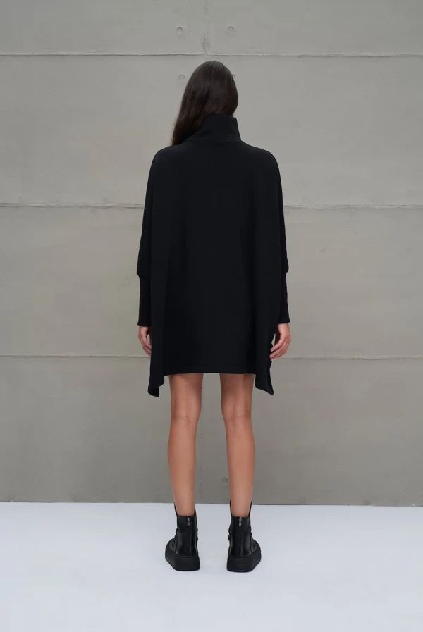 Sudadera Oversize Negra con Cuello Alto y Forro Polar vdr