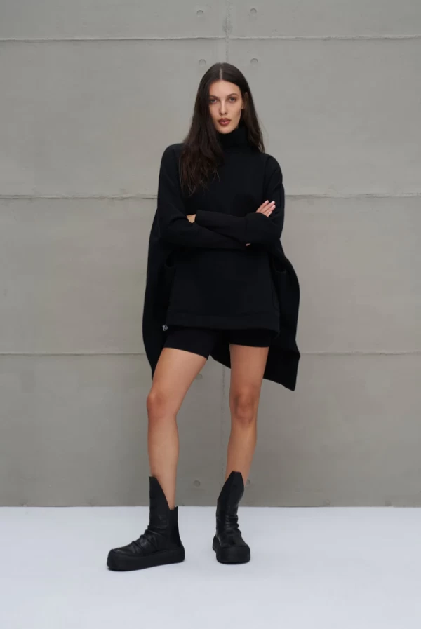 Sudadera Oversize Negra con Cuello Alto y Forro Polar vdr