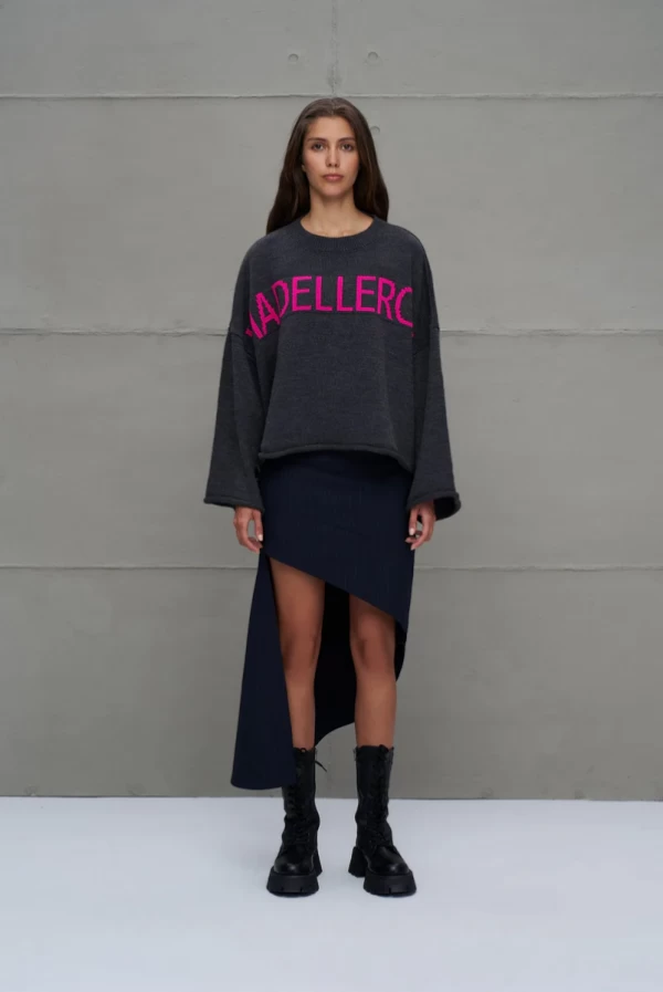 Suéter oversize antracita con letras | VDR Oficial