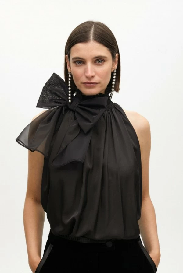 Top halter de viscosa con lazo decorativo lola casademunt