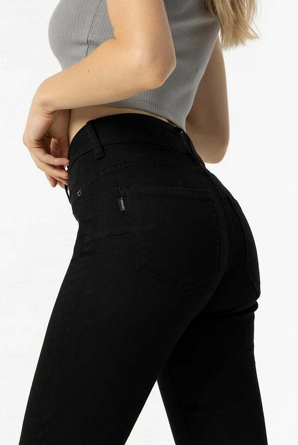 Vaqueros Double-Up negros de cintura alta y pernera skinny – Tiffosi