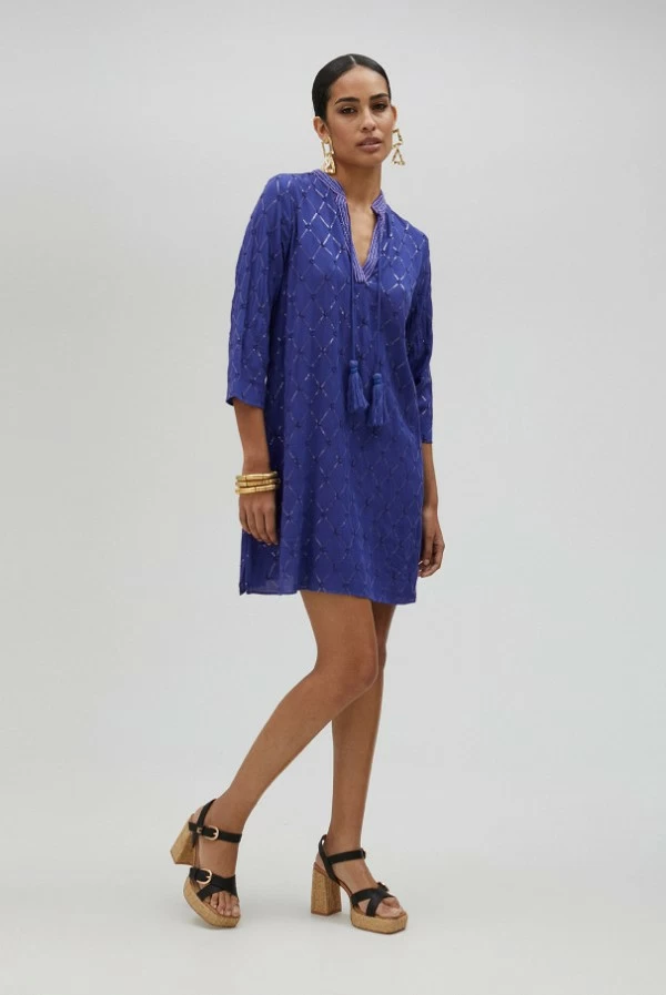 Vestido Corto con Bordados y Lentejuelas Lola Casademunt