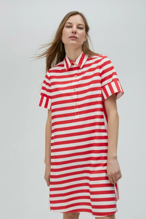 Vestido corto fluido a rayas con botones dorados lola casademunt