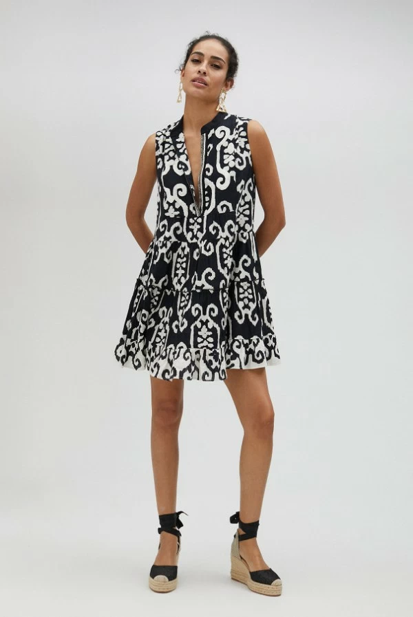 Vestido corto kurta bicolor con incrustaciones  lola casademunt