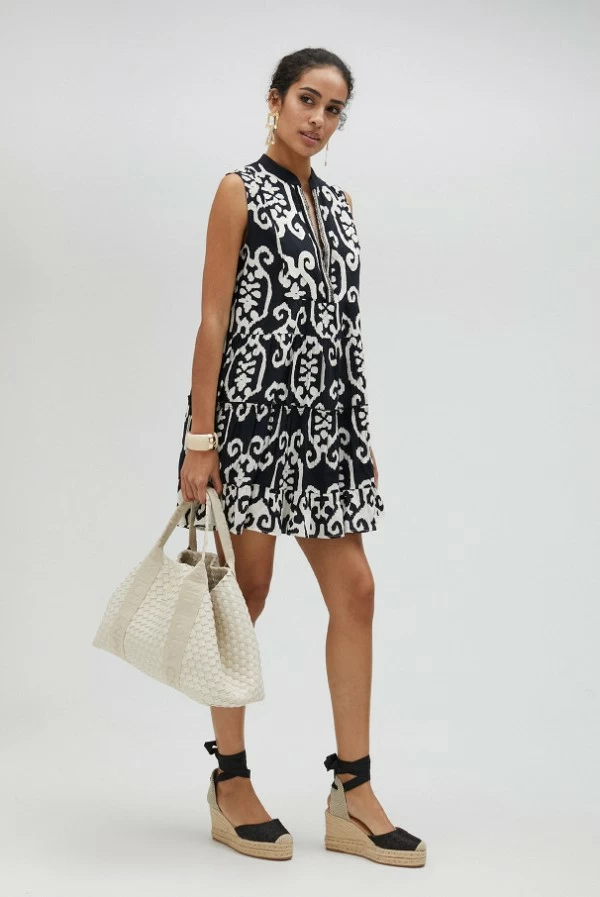 Vestido corto kurta bicolor con incrustaciones  lola casademunt