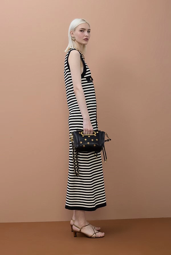 Vestido Largo de Tricot con Rayas y Botones Dorados