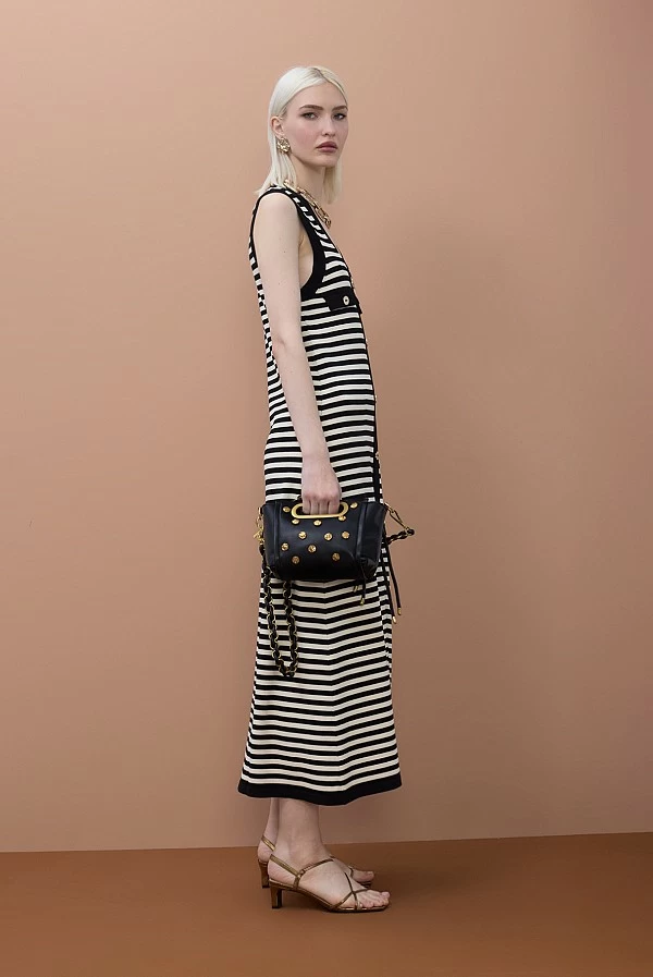 Vestido Largo de Tricot con Rayas y Botones Dorados