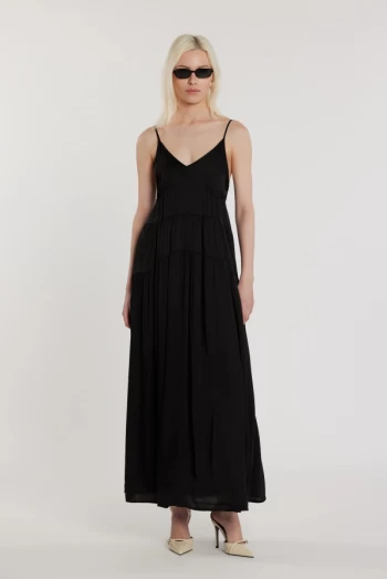 Vestido Largo MANNYS con Fruncido y Volantes en Raso Vestido Largo MANNYS con Fruncido y Volantes en Raso