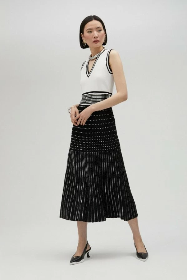 Vestido midi bicolor de punto con efecto plisado lola casademunt