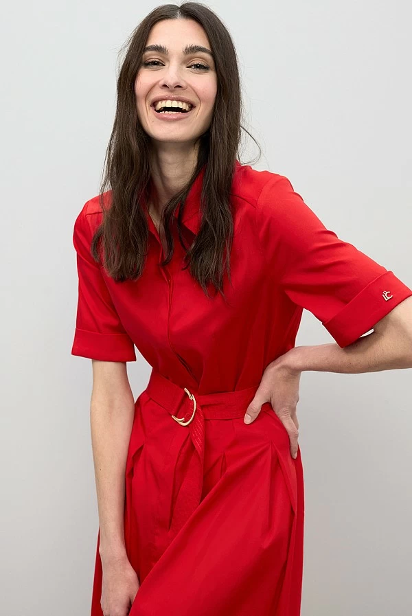 Vestido Midi con Falda Evasé y Cinturón Ajustable