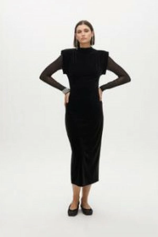 Vestido Velvet  Midi  Mangas de Tul lola casademunt