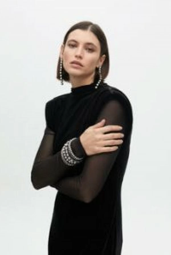 Vestido Velvet  Midi  Mangas de Tul lola casademunt